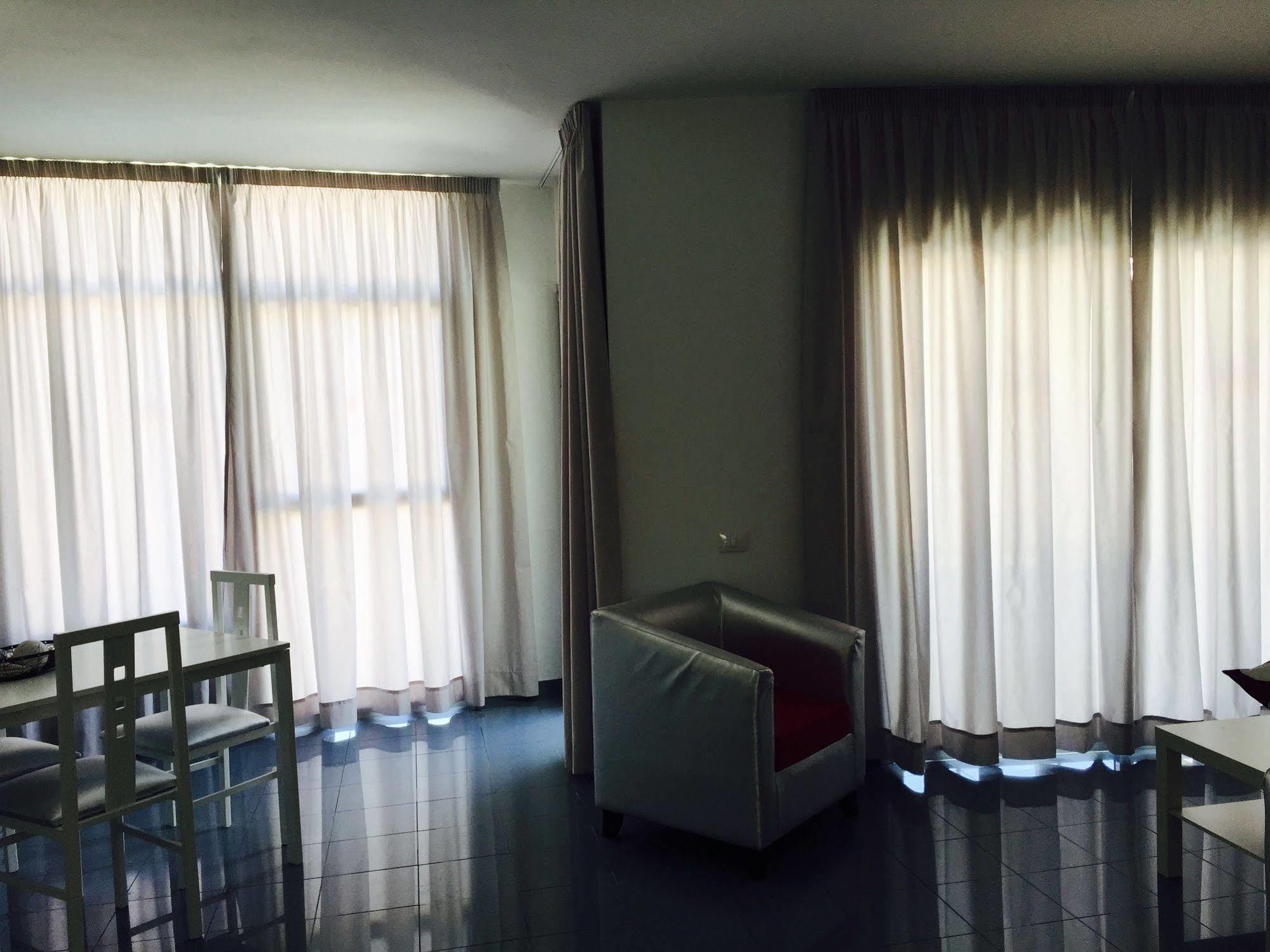 Apartamentos Miami Sun Puerto Rico  Ngoại thất bức ảnh