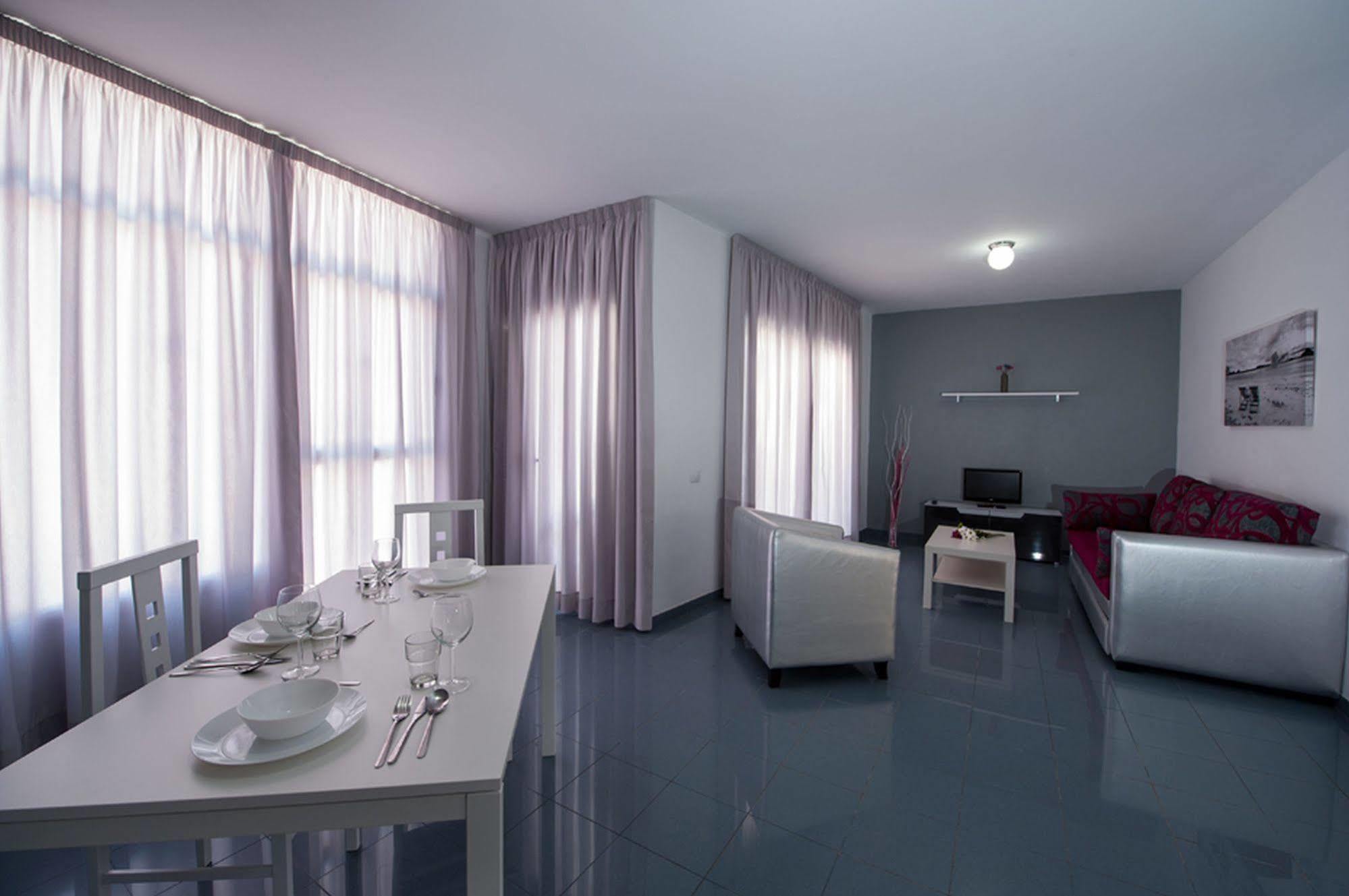 Apartamentos Miami Sun Puerto Rico  Ngoại thất bức ảnh